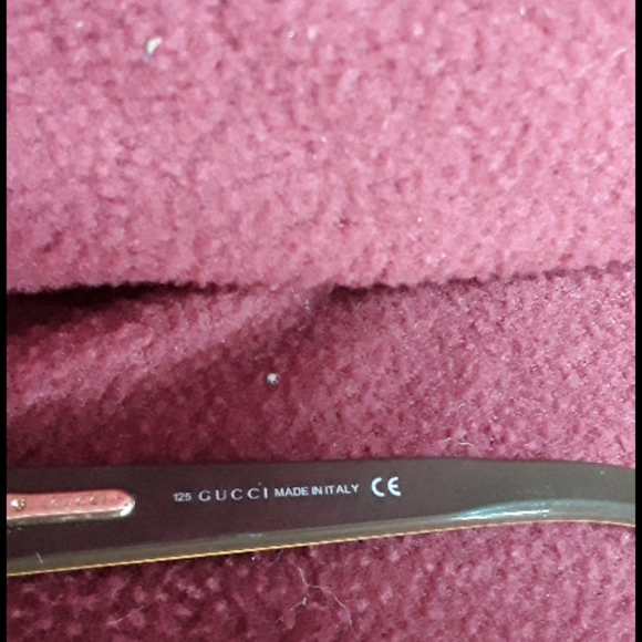Gucci Eyeglass Frames with RX in them - Picture 2 of 6